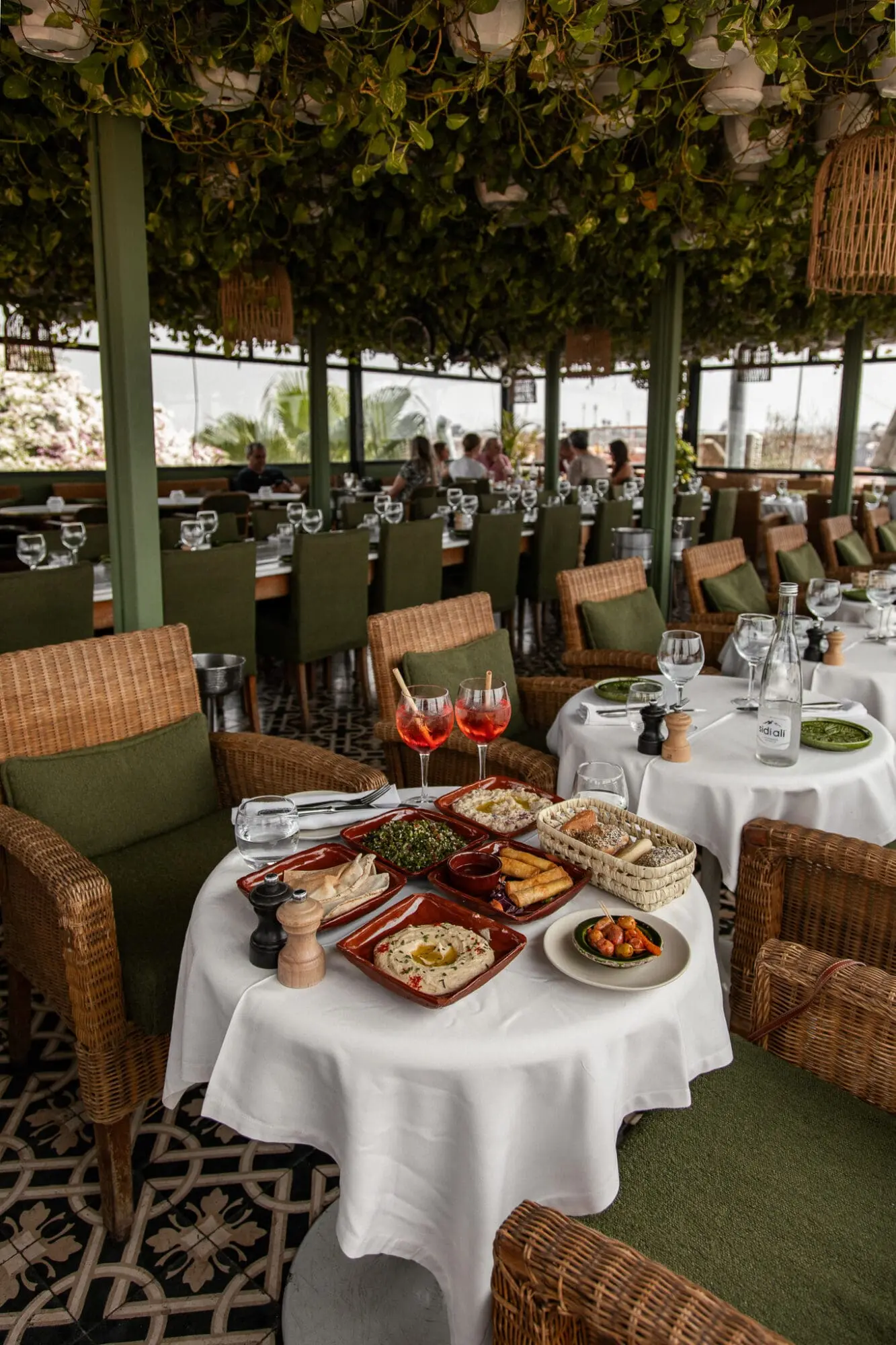 Restaurant marocain atmosphere at Le Salama in the heart of Marrakech